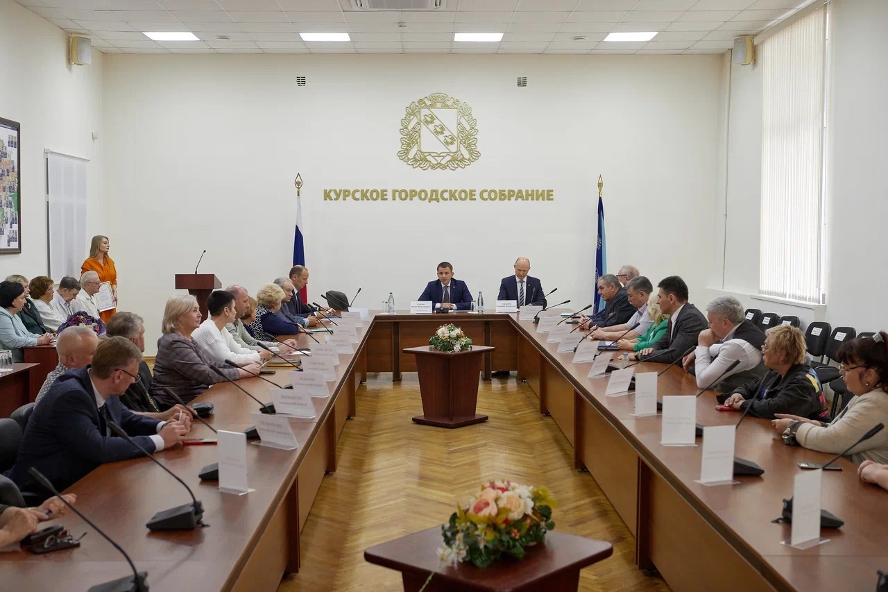 Первое заседание Общественного совета города Курска.