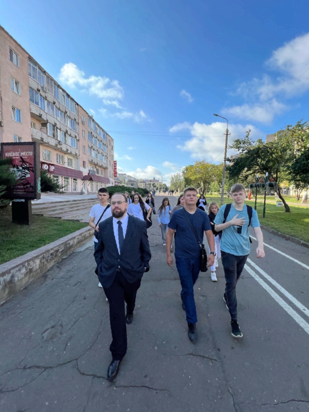 Первокурсники Смоленского филиала Финансового университета при Правительстве Российской Федерации знакомятся с историей города.