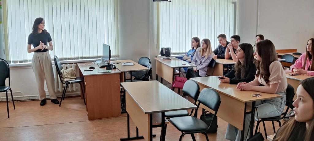 Профориентационное мероприятие: "Технология поиска работы" состоялось во Владикавказском филиале Финуниверситета 