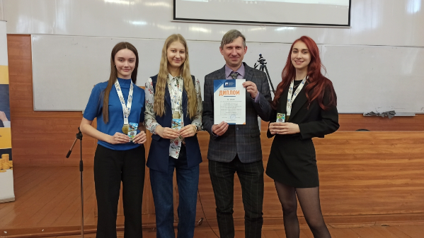 Команда Ярославского филиала Финуниверситета – победитель XVI Всероссийской студенческой олимпиады по экономике и менеджменту