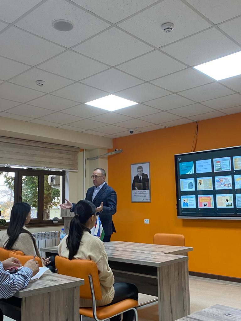 Профессор Богачев С.В. провел лекцию в Филиале РЭУ им. Г.В. Плеханова в Ташкенте 8 ноября 2022 г.