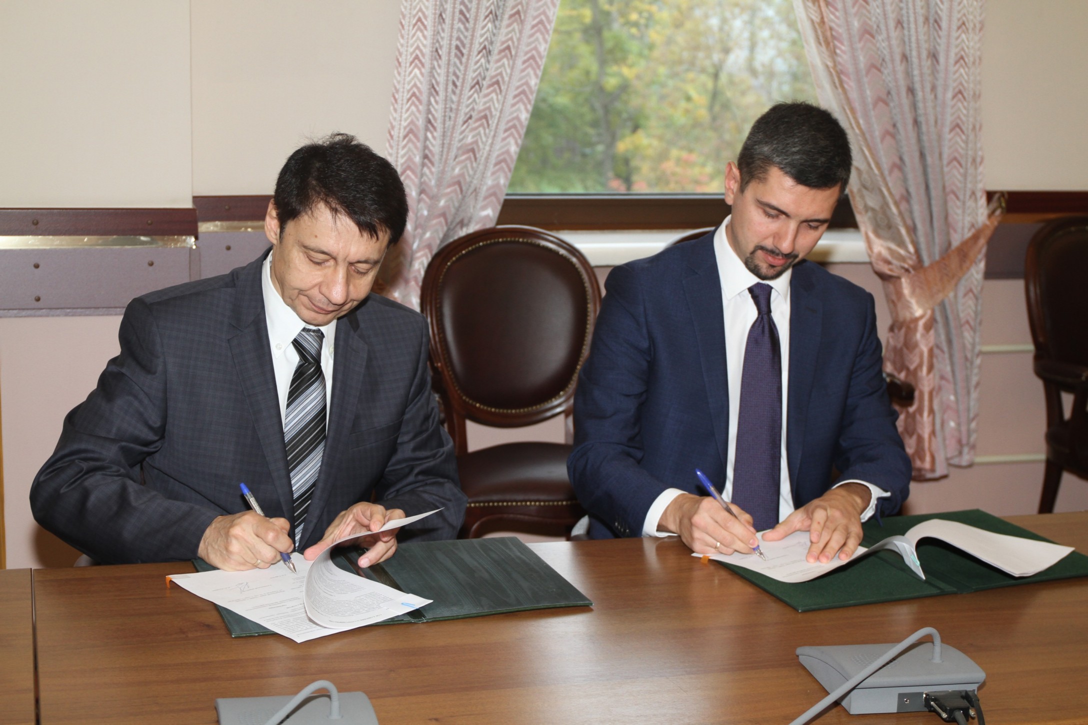 Финансовый университет и рейтинговое агентство НКР подписали Соглашение о сотрудничестве