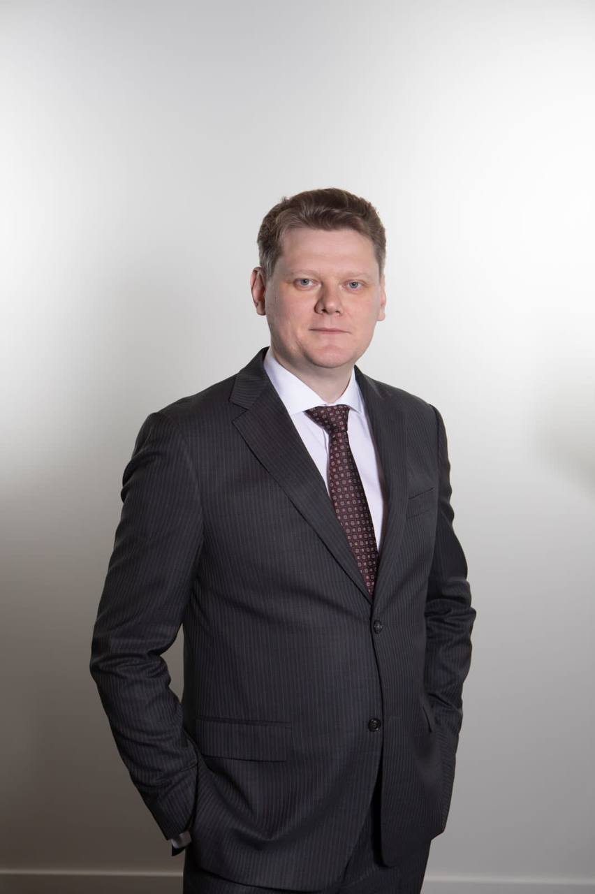 Евгений Голиков