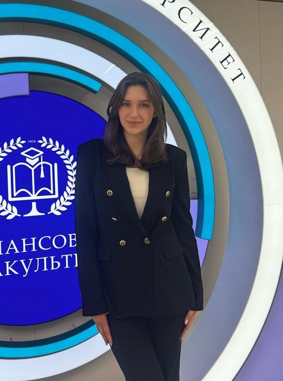 Шарманова Марина