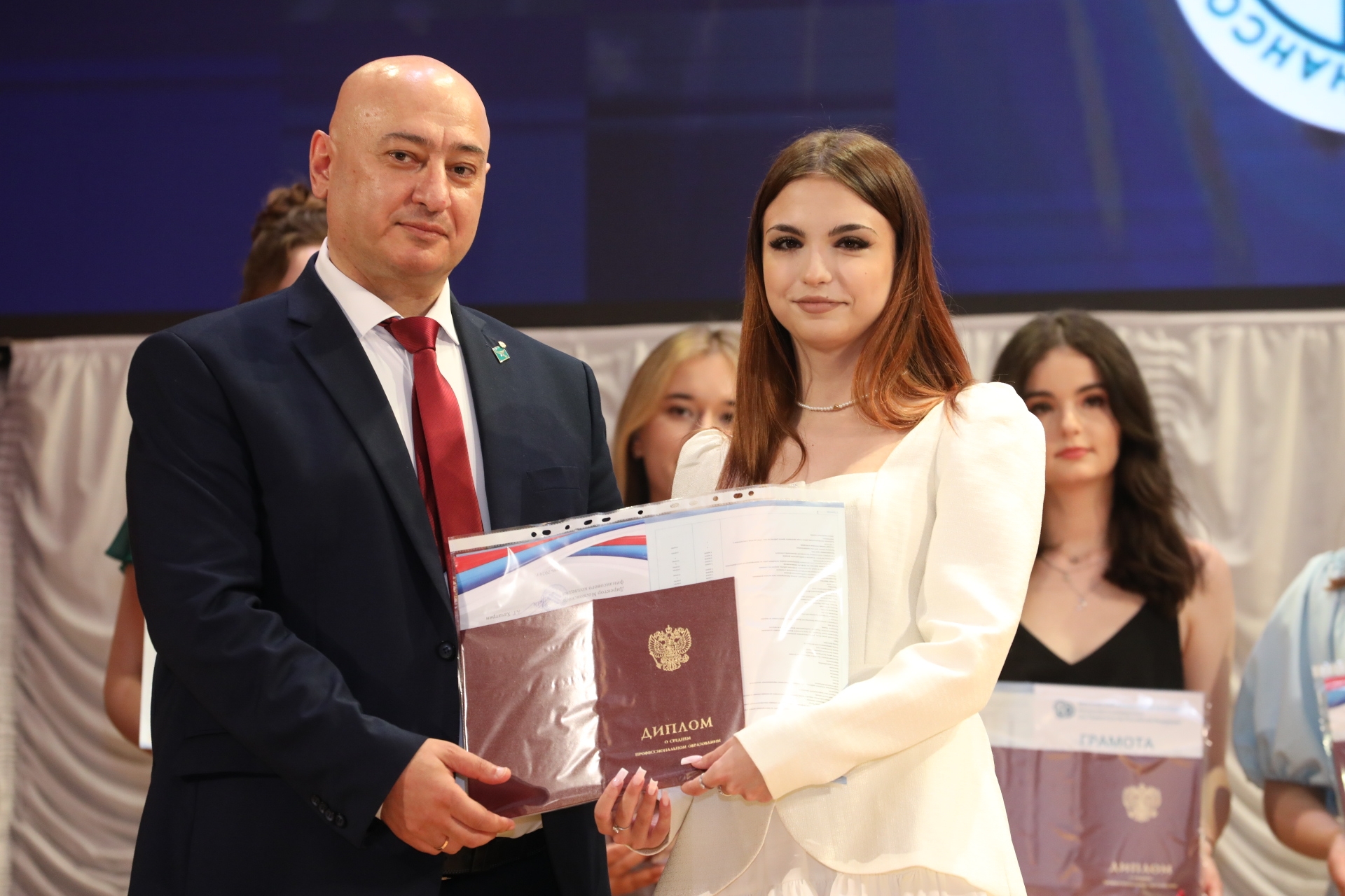 Хачатрян выпуск 2024