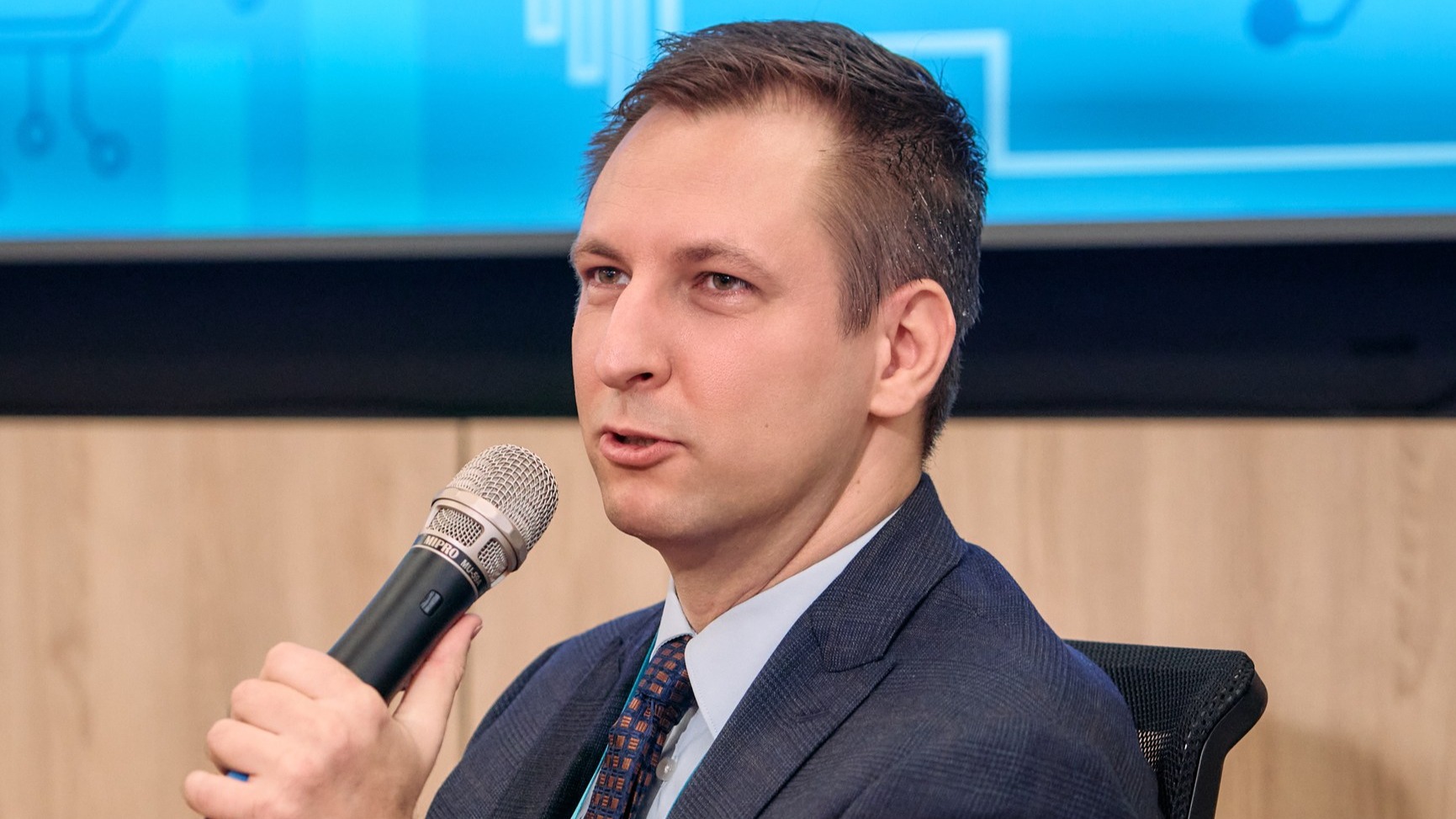 Михаил Коротеев