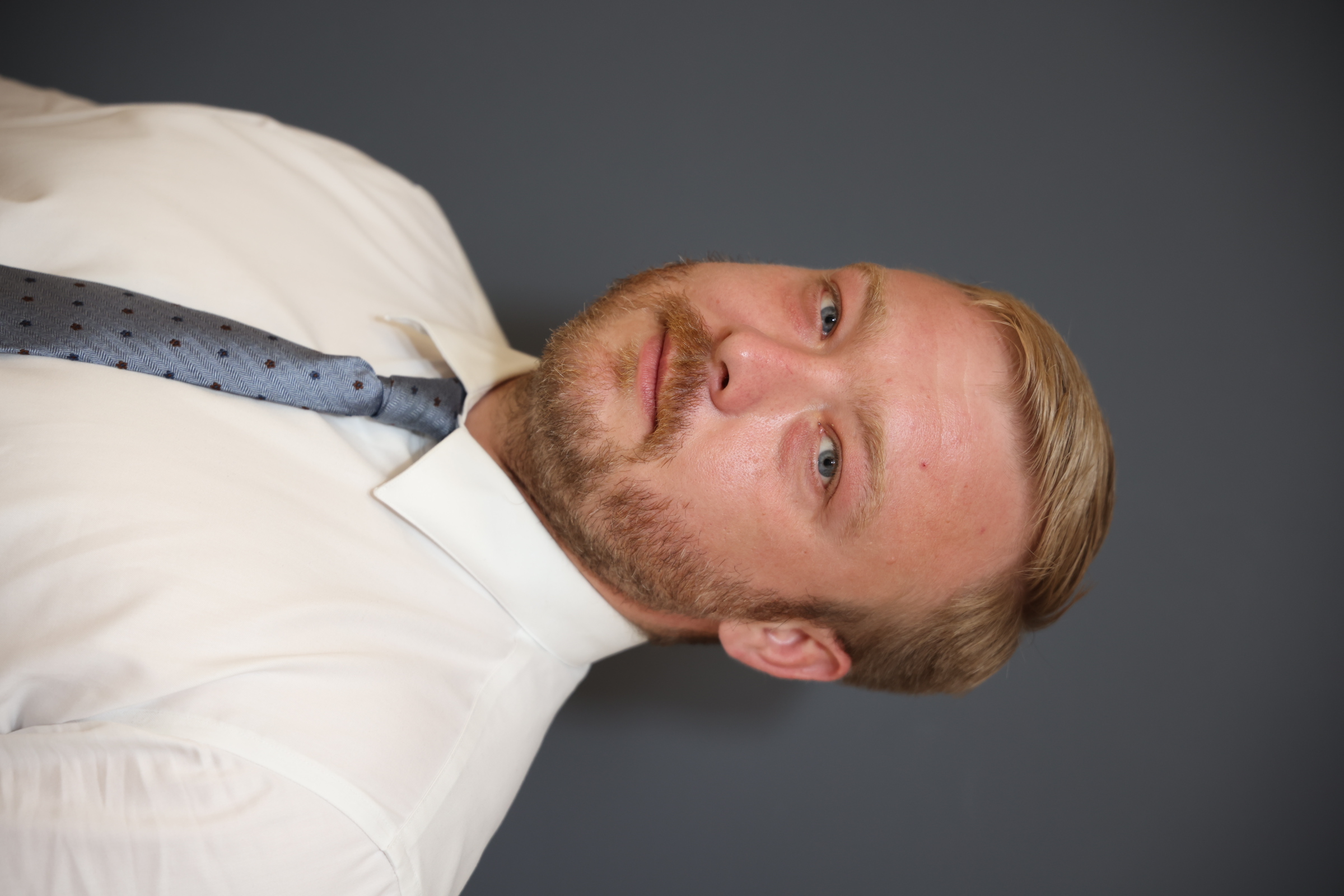 Ванюшин Денис Дмитриевич