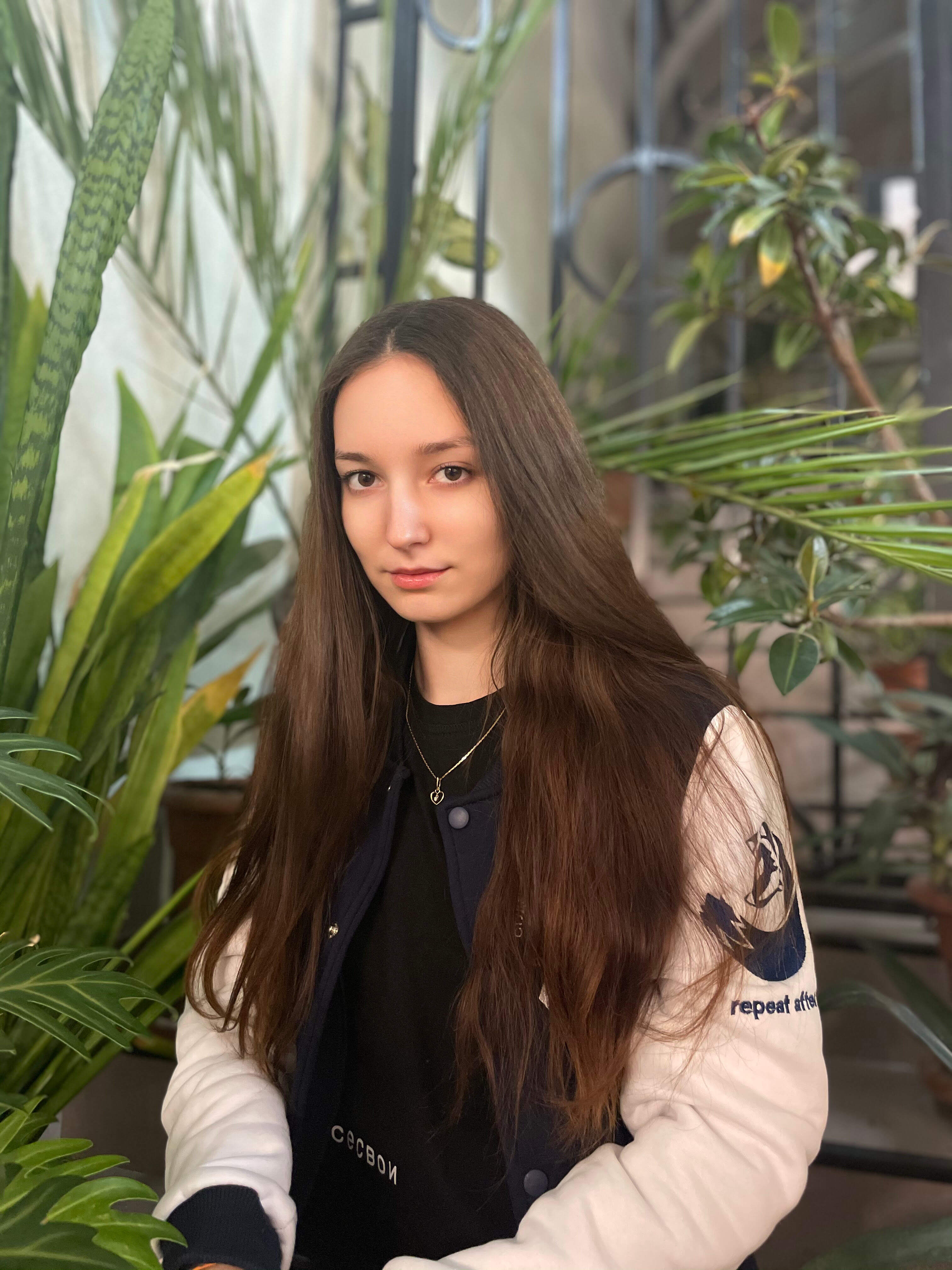 Попова Виктория