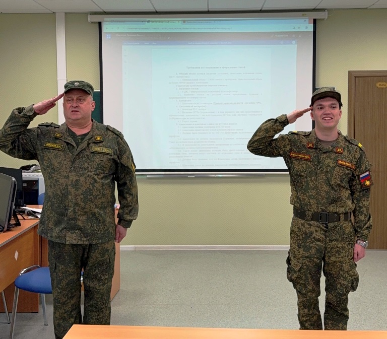 Общевоинские уставы - закон жизни военнослужащего. Проведены практические занятия кафедрой "Безопасность жизнедеятельности"