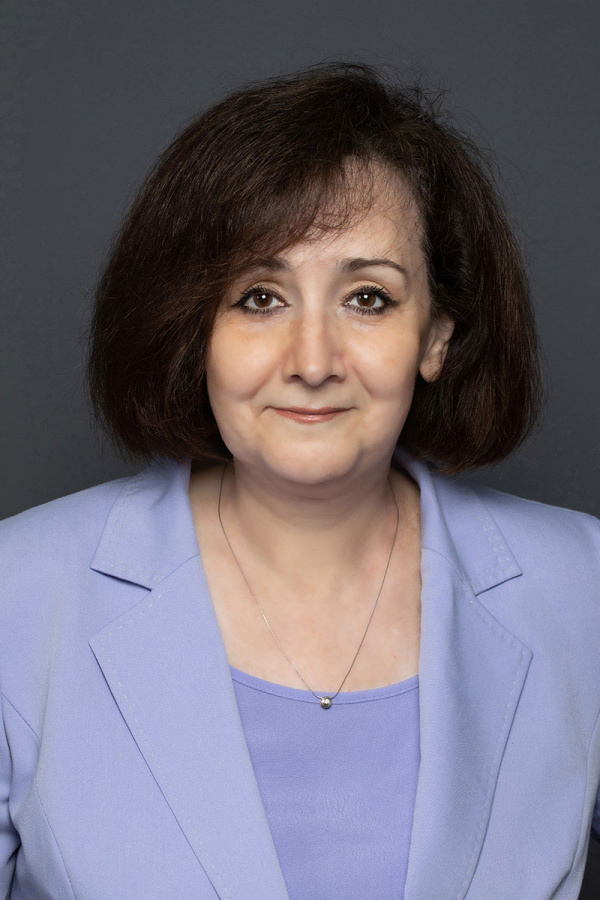 Сангинова Лола Додохоновна