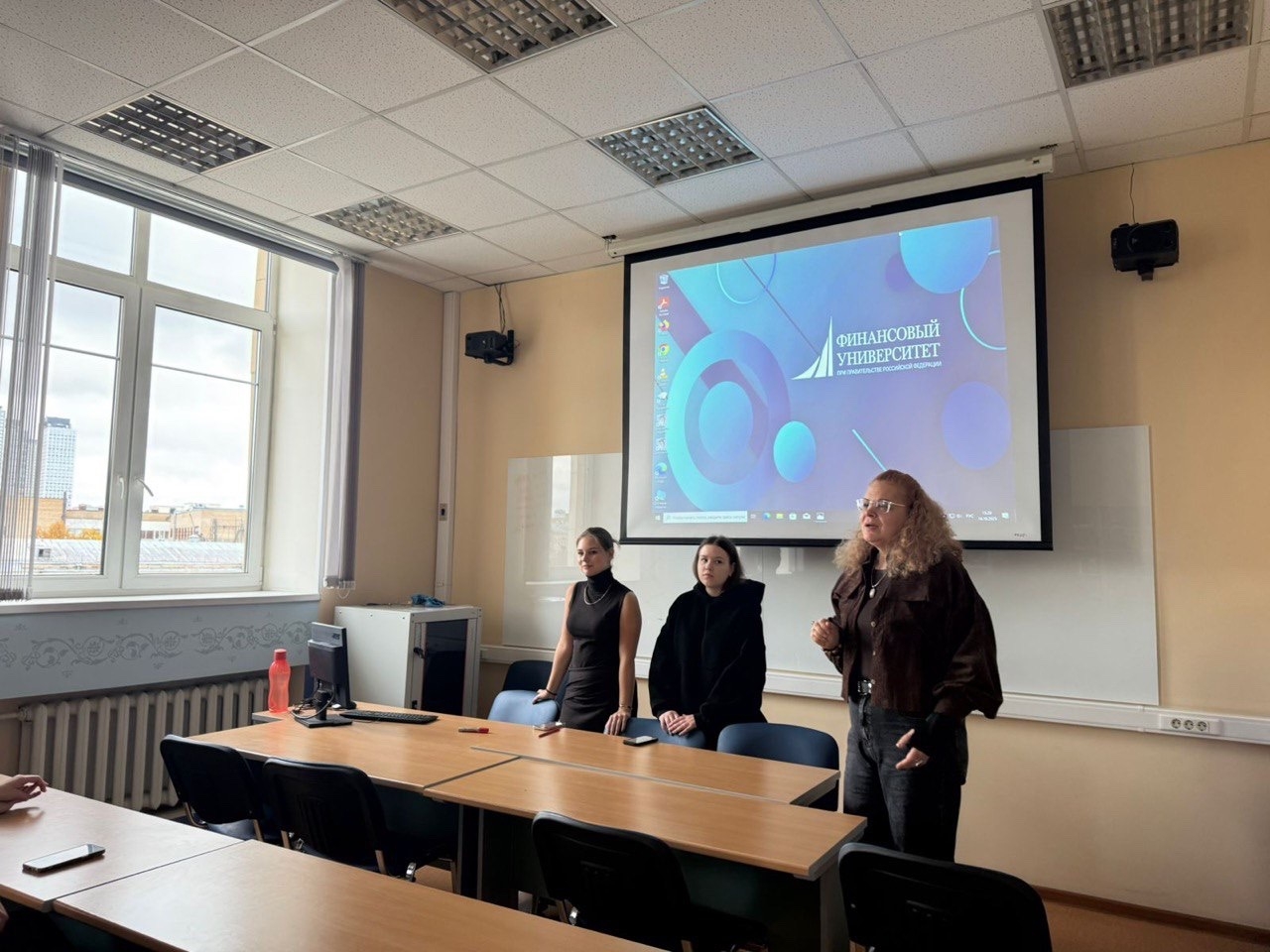 На базе ЦПИ ФСНиМК состоялся мастер-класс по цифровой грамотности для лицеистов Финуниверситета