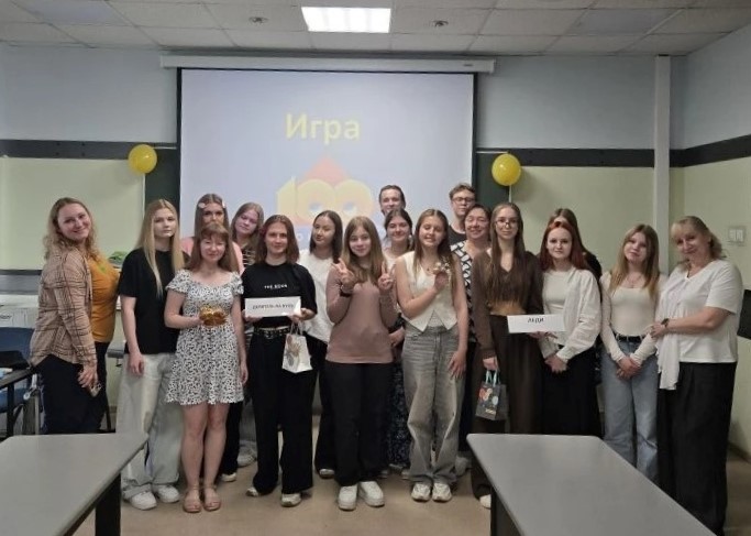 Игра «СТО К ОДНОМУ» как испытание для ума: студенты состязались в знаниях по математике и информатике