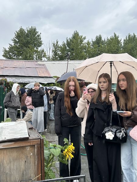Урок доброты: Студенты колледжа побывали в приюте Карена Даллакяна