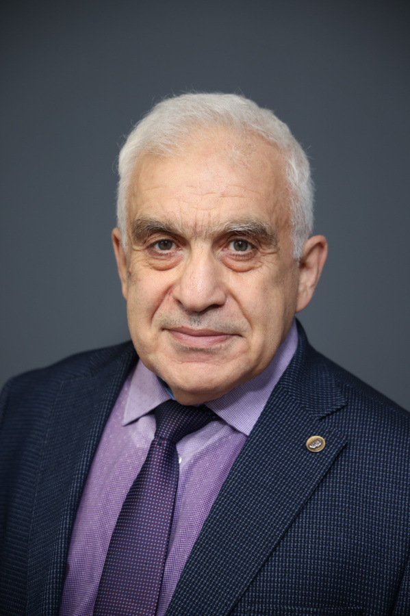 Шахраманьян Михаил Андраникович