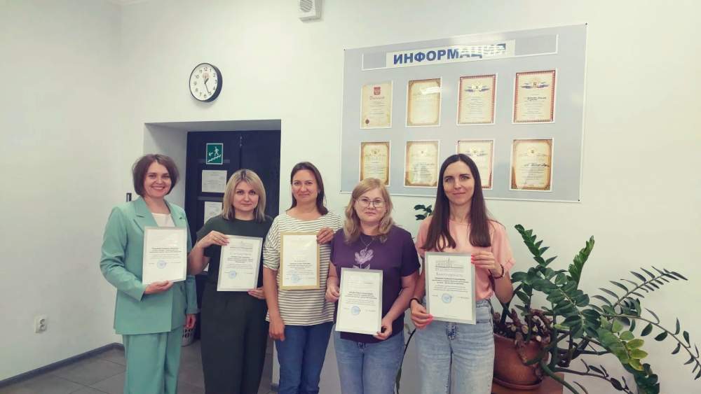 Поздравляем наших замечательных коллег с заслуженными наградами!
