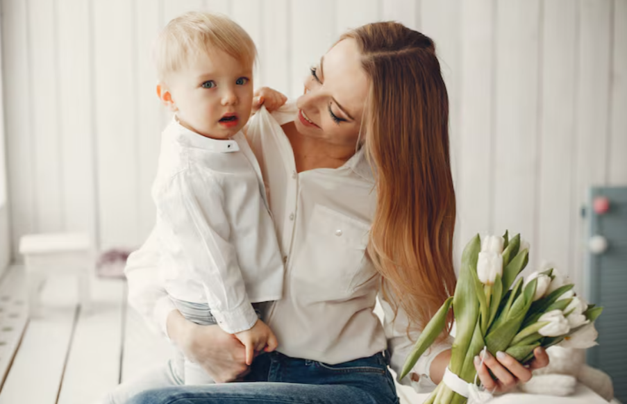 Мать-героиня по закону: как государство фиксирует новые социальные гарантии