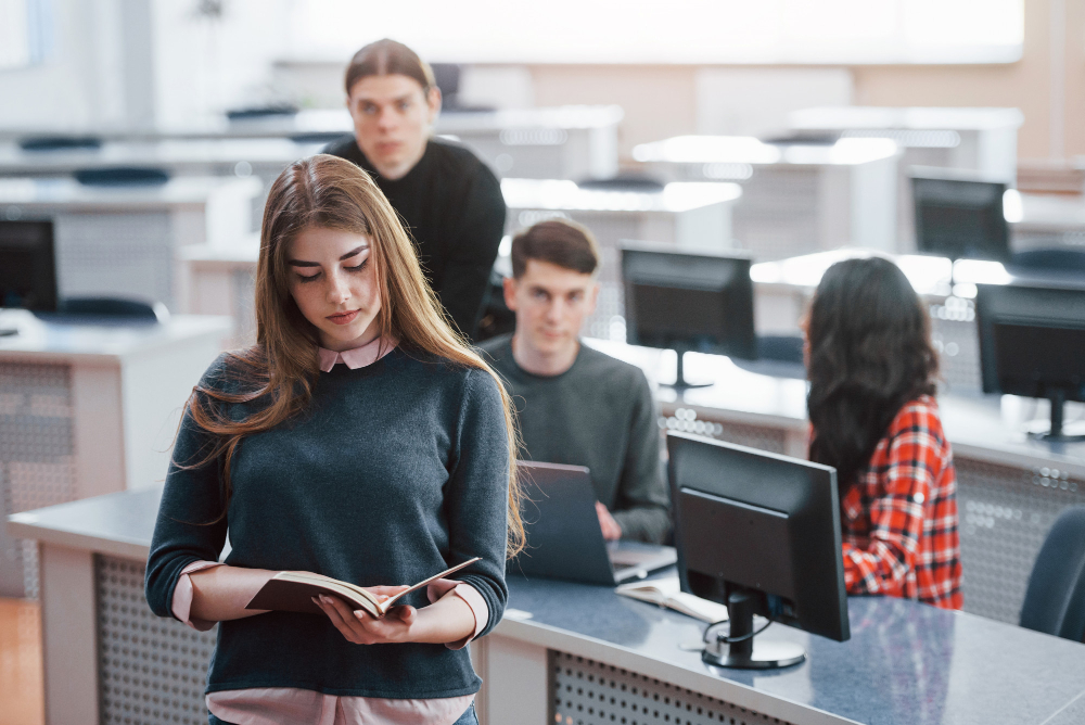 Цифровые кафедры в вузах России: cпецифика и потенциал