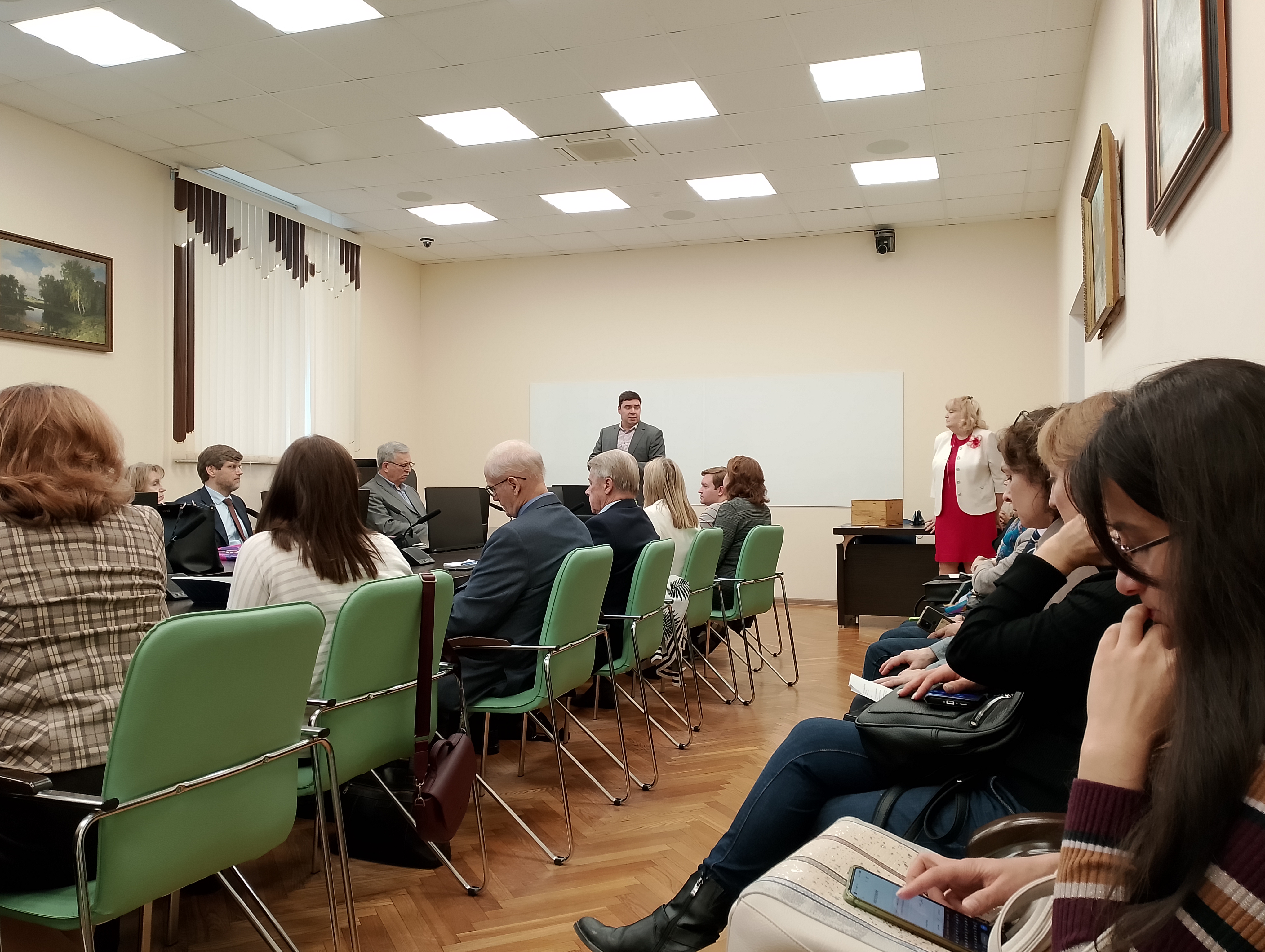 Декан факультета МЭО П.С. Селезнев выступил на заседании кафедры МЭиМФ