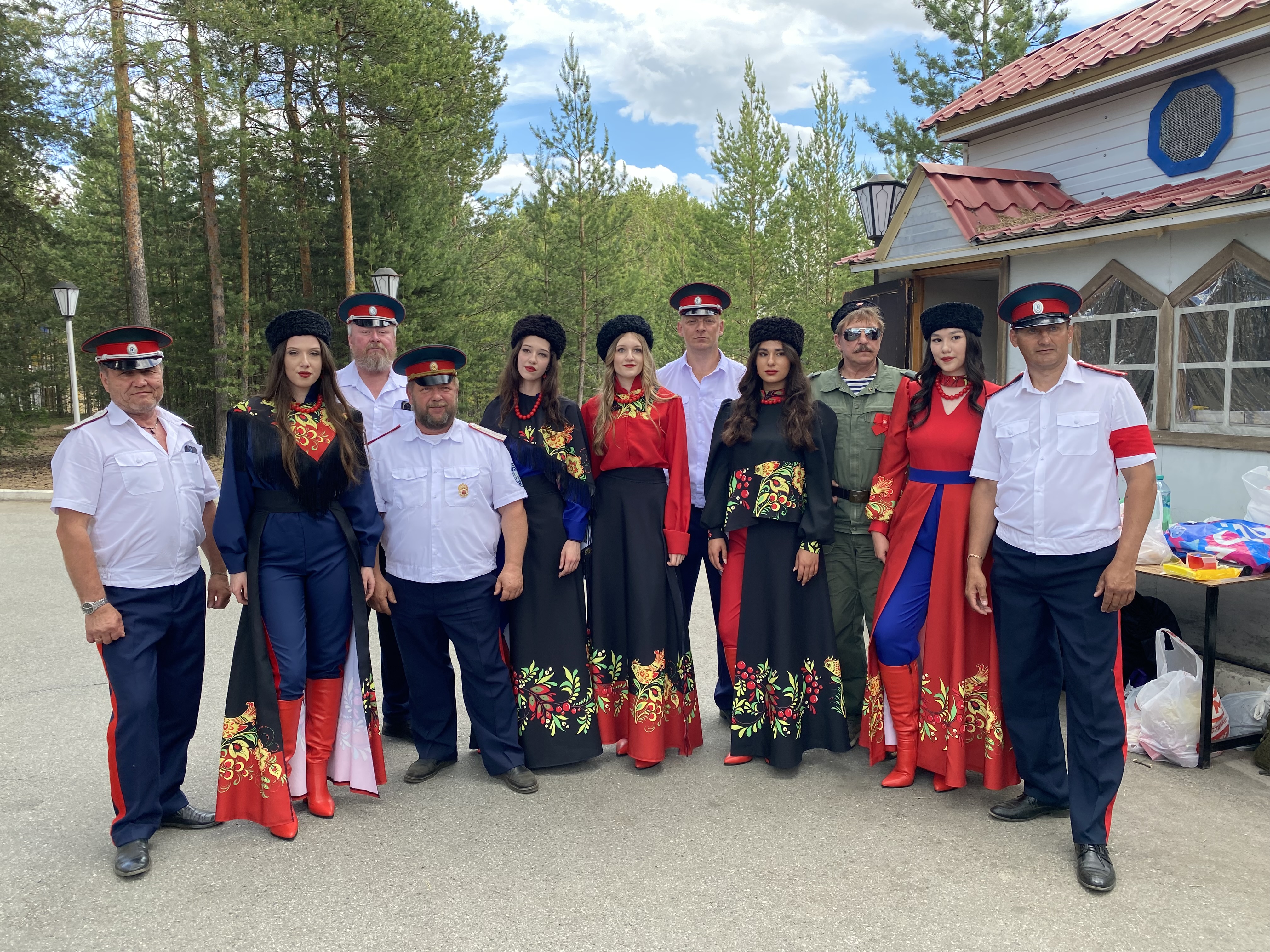 СФЭК представил шоу на Дне казачьей семьи