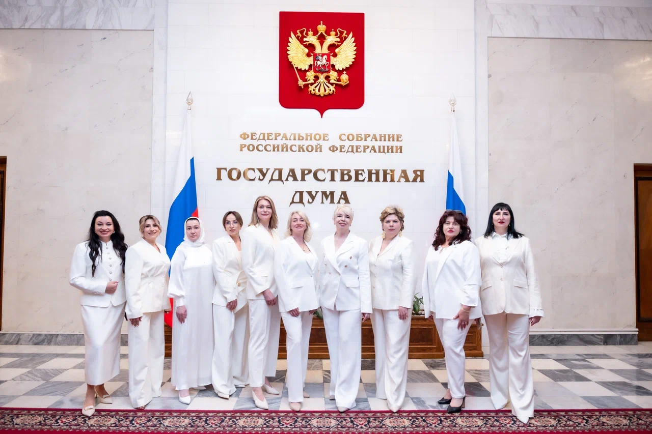 Студенты ФСНиМК — на круглом столе Государственной думы «В фокусе женщины: бизнес и самозанятость как стиль жизни».