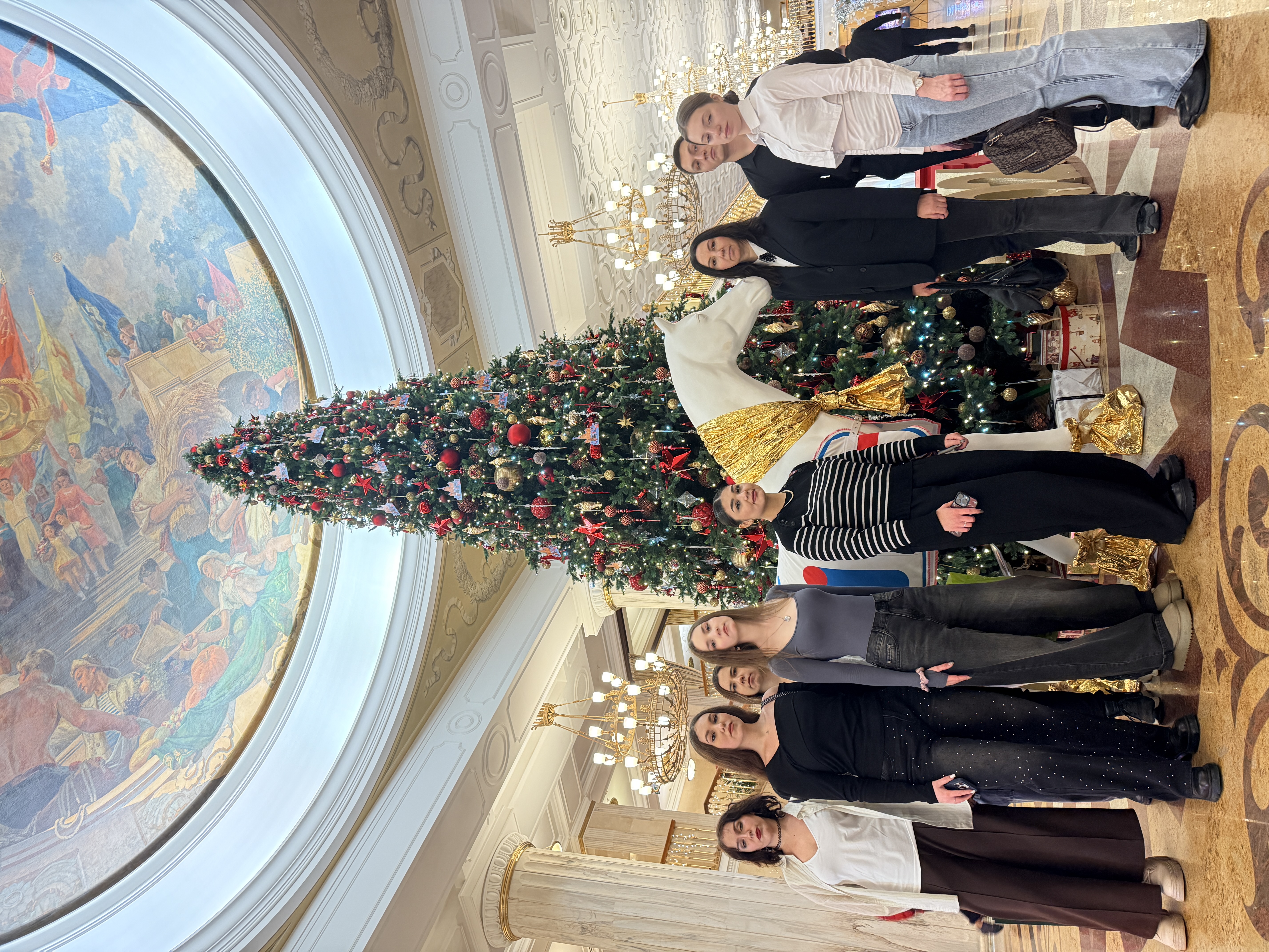 Экскурсия студентов в отель "Radisson Collection Hotel Moscow"