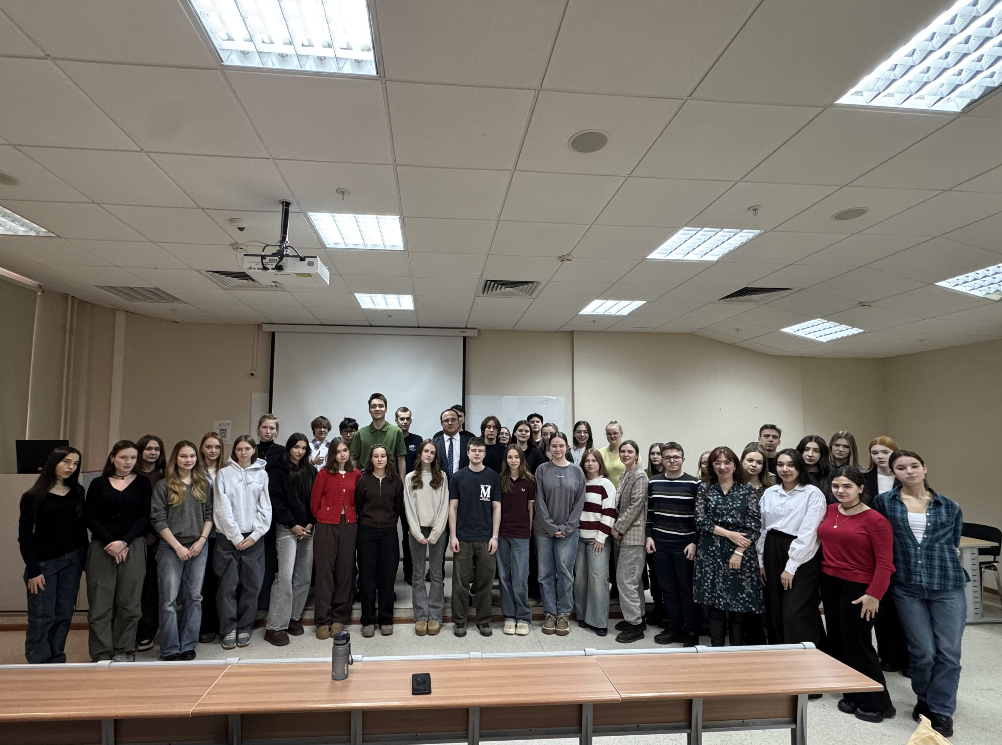 Встреча студентов 2ого курса направления подготовки «Лингвистика» с первым секретарем Историко-документального департамента МИД России, старшим научным сотрудником Института востоковедения РАН М.М. Якушевым 