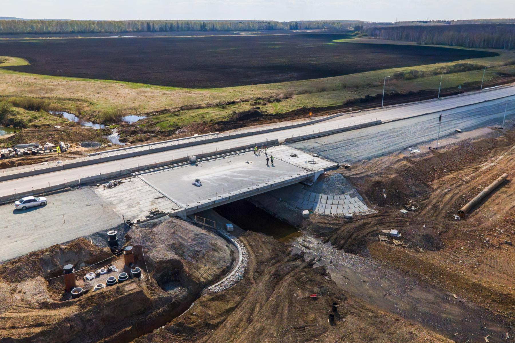 В 2026 году на федеральных трассах построят и реконструируют более 6,2 тыс. погонных метров мостов и путепроводов