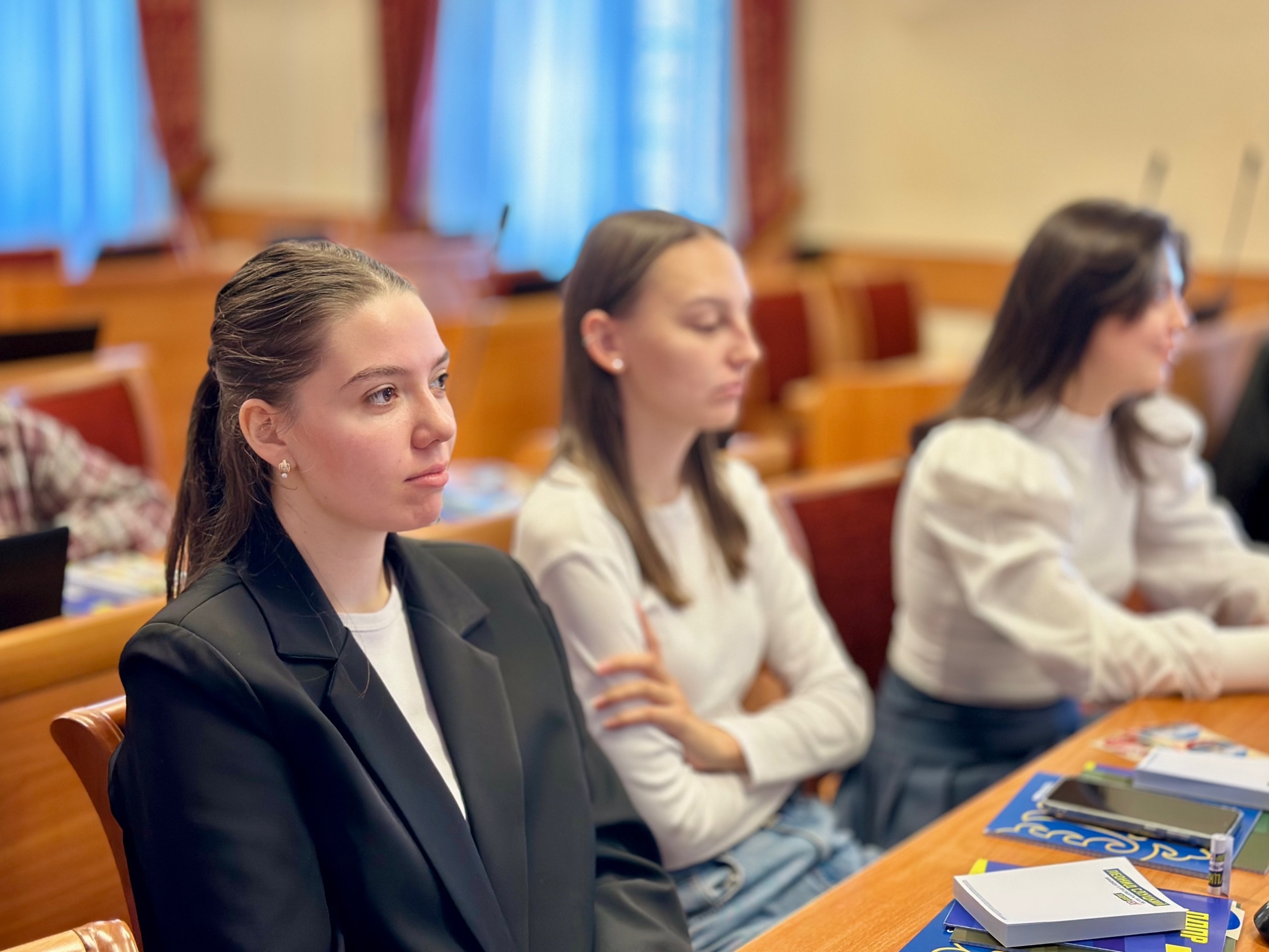 Студенты Финуниверситета (кампус г. Ярославль) - победители и лауреаты областного конкурса научно-исследовательских работ