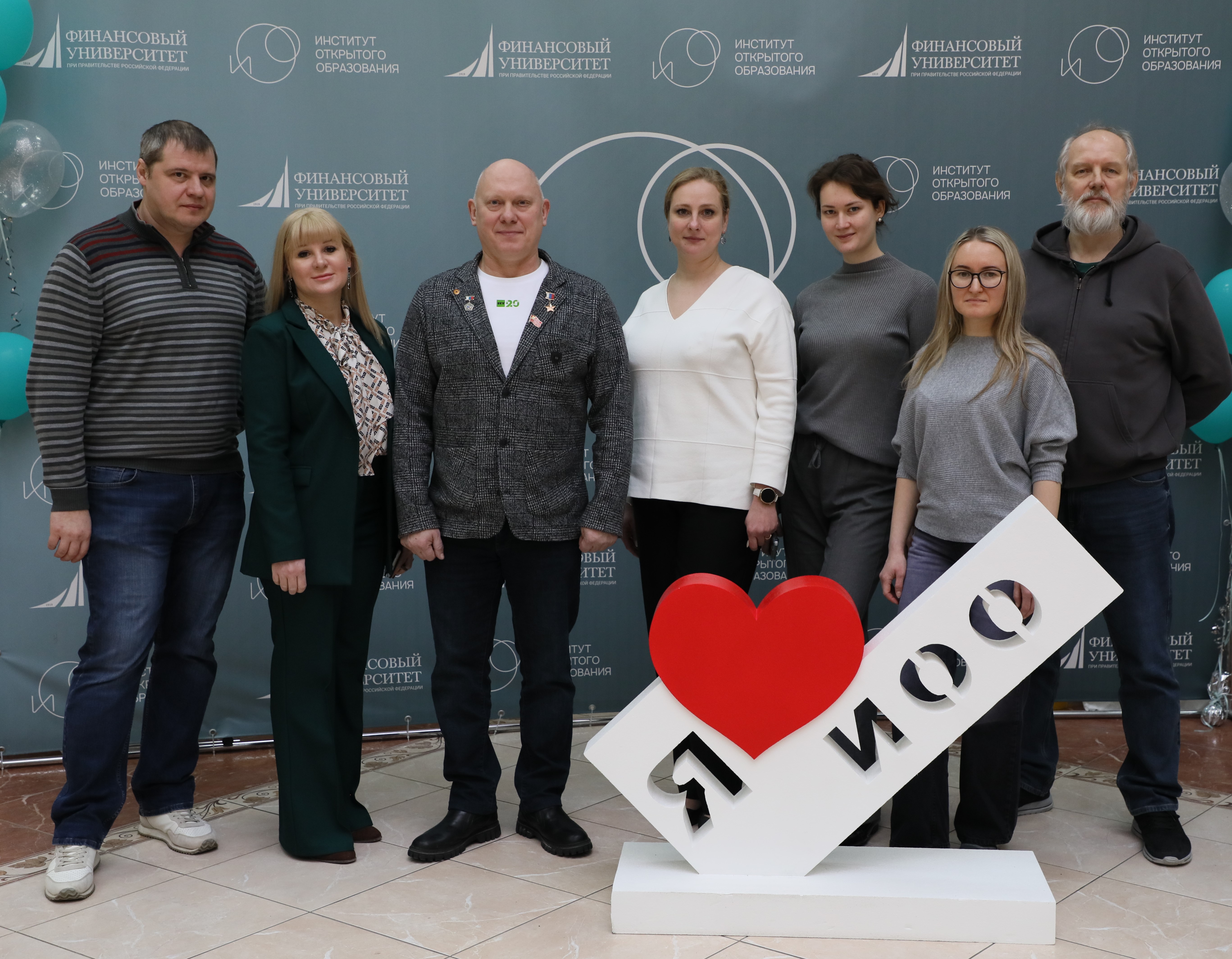 Взгляд из космоса: Герой России Олег Артемьев в гостях у Института открытого образования Финансового университета