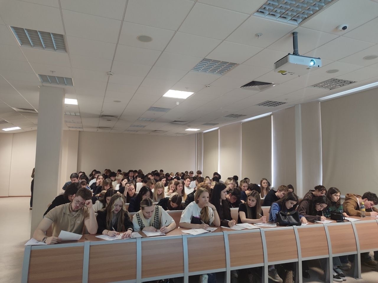 Студенты Факультета социальных наук и массовых коммуникаций приняли участие в «Диктанте Победы»