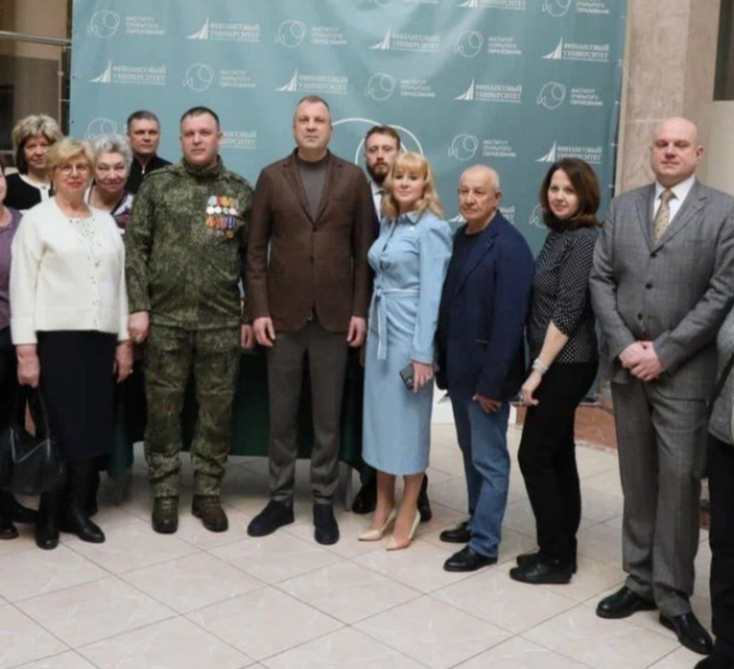 Евгений Георгиевич Попов посетил Институт открытого образования