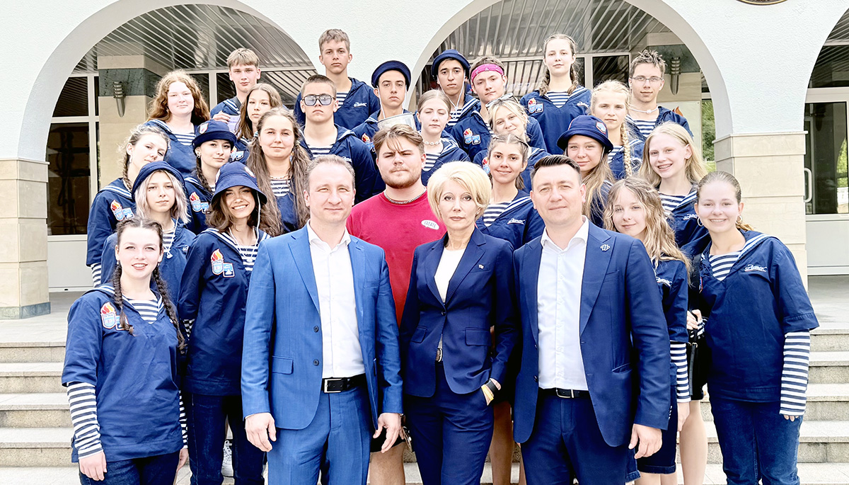 Будущие технологические лидеры: 500 победителей конкурсного отбора по ИИ и робототехнике пройдут обучение во Всероссийском детском центре «Смена»