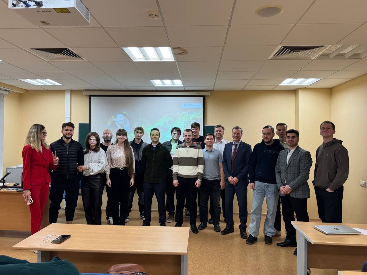 Лекция руководителя производственного сектора ООО «Мультимедийные системы» Курушина Антона Павловича