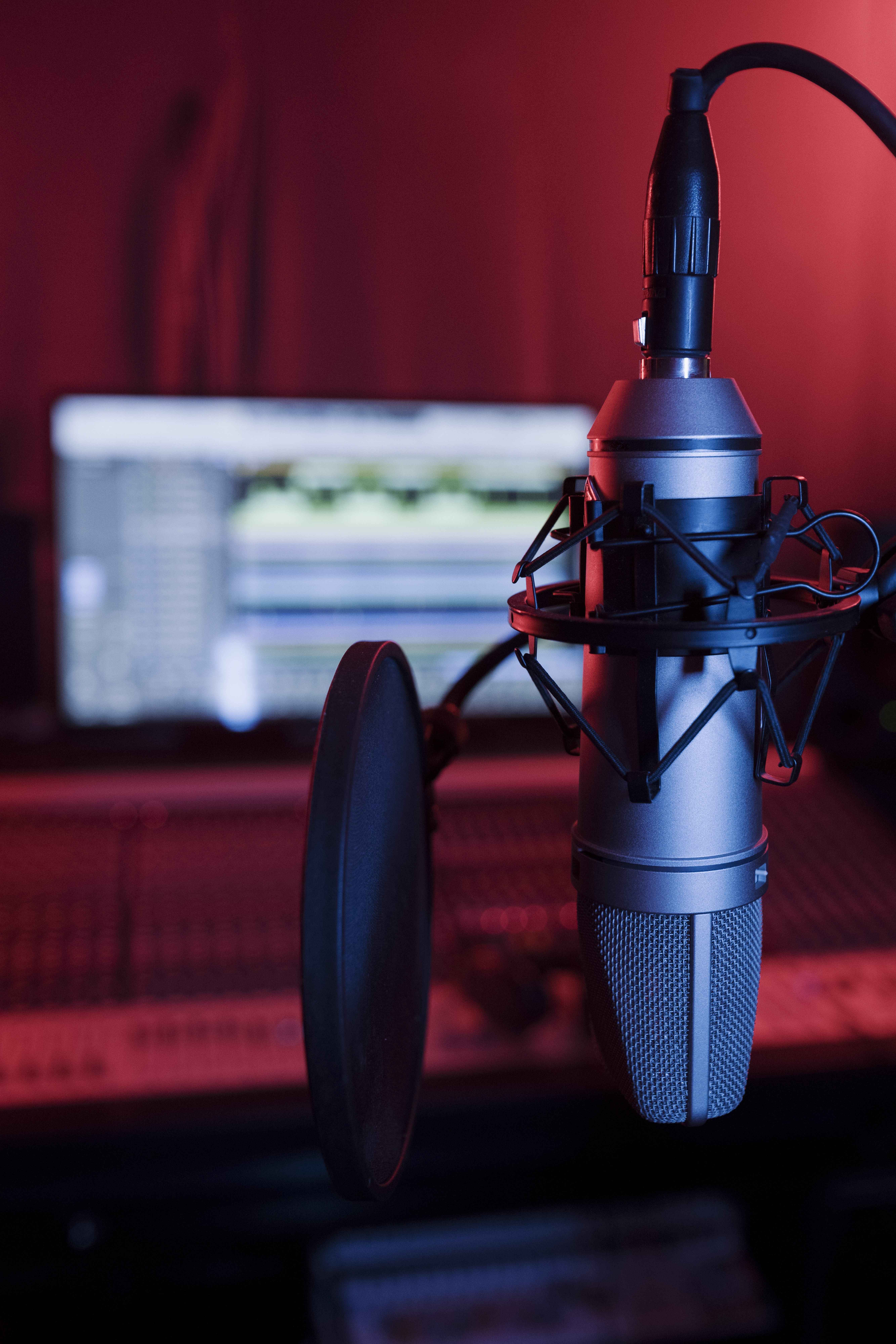 Заведующий Базовой кафедрой А.А. Цыганов выступил на Радиоканале "Слушаем!"