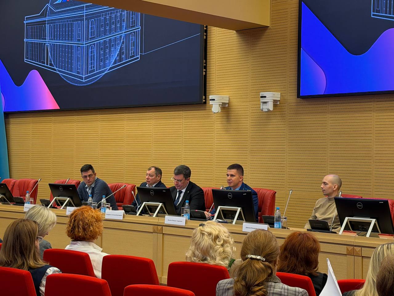 В Финансовом университете прошла лекция по противодействию деструктивным проявлениям