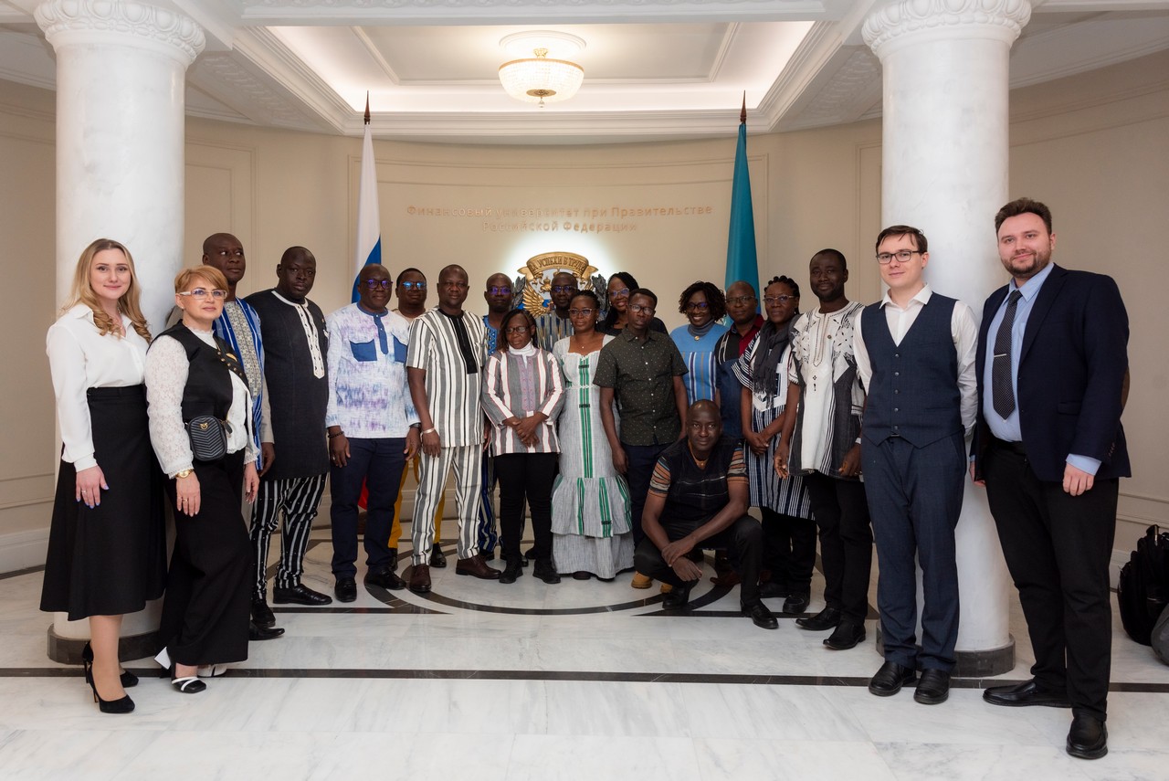 В Финансовом университете проходит стажировка для представителей Бурунди и Буркина-Фасо