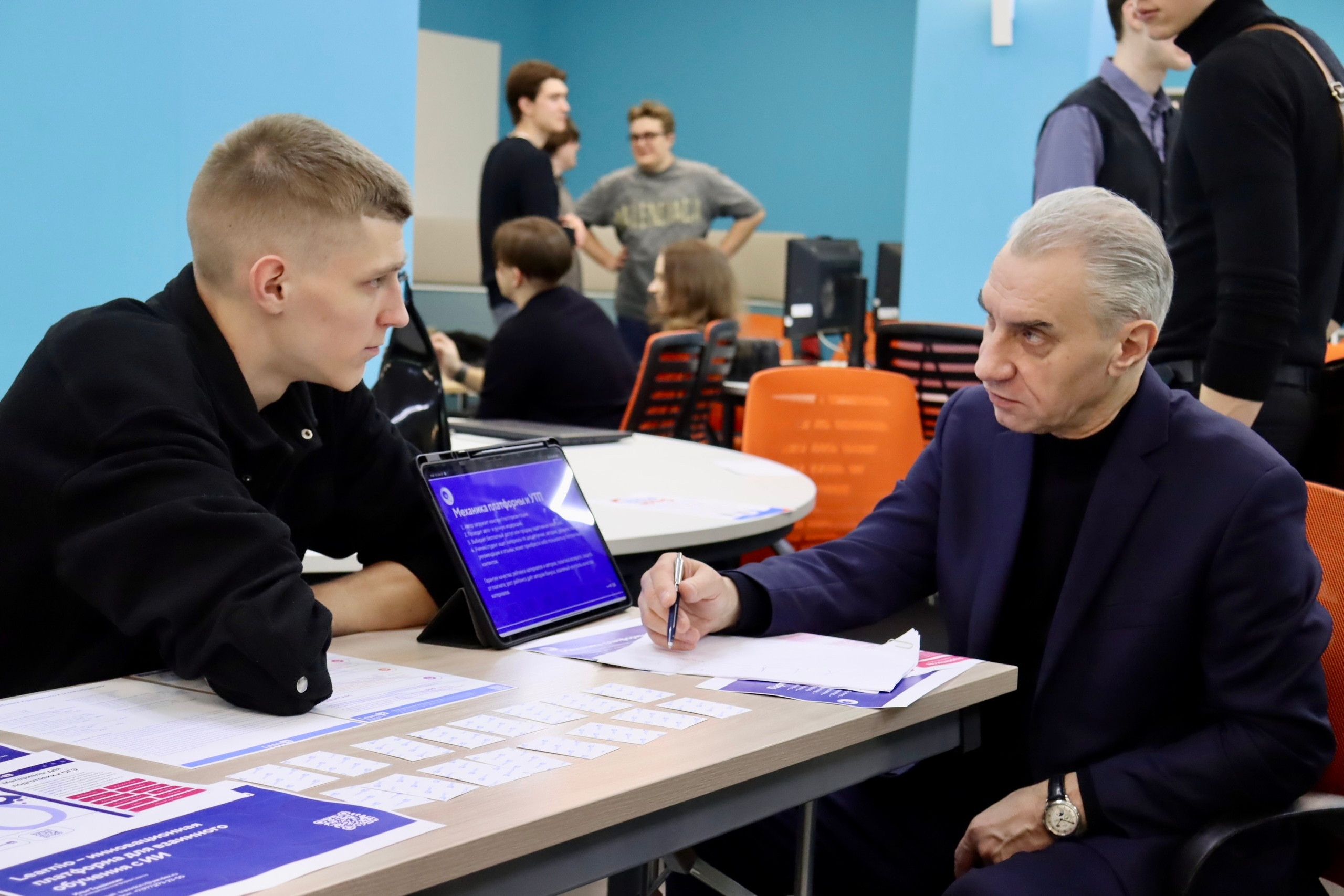 Студенты Факультета НАБ представили свои бизнес-проекты потенциальным инвесторам