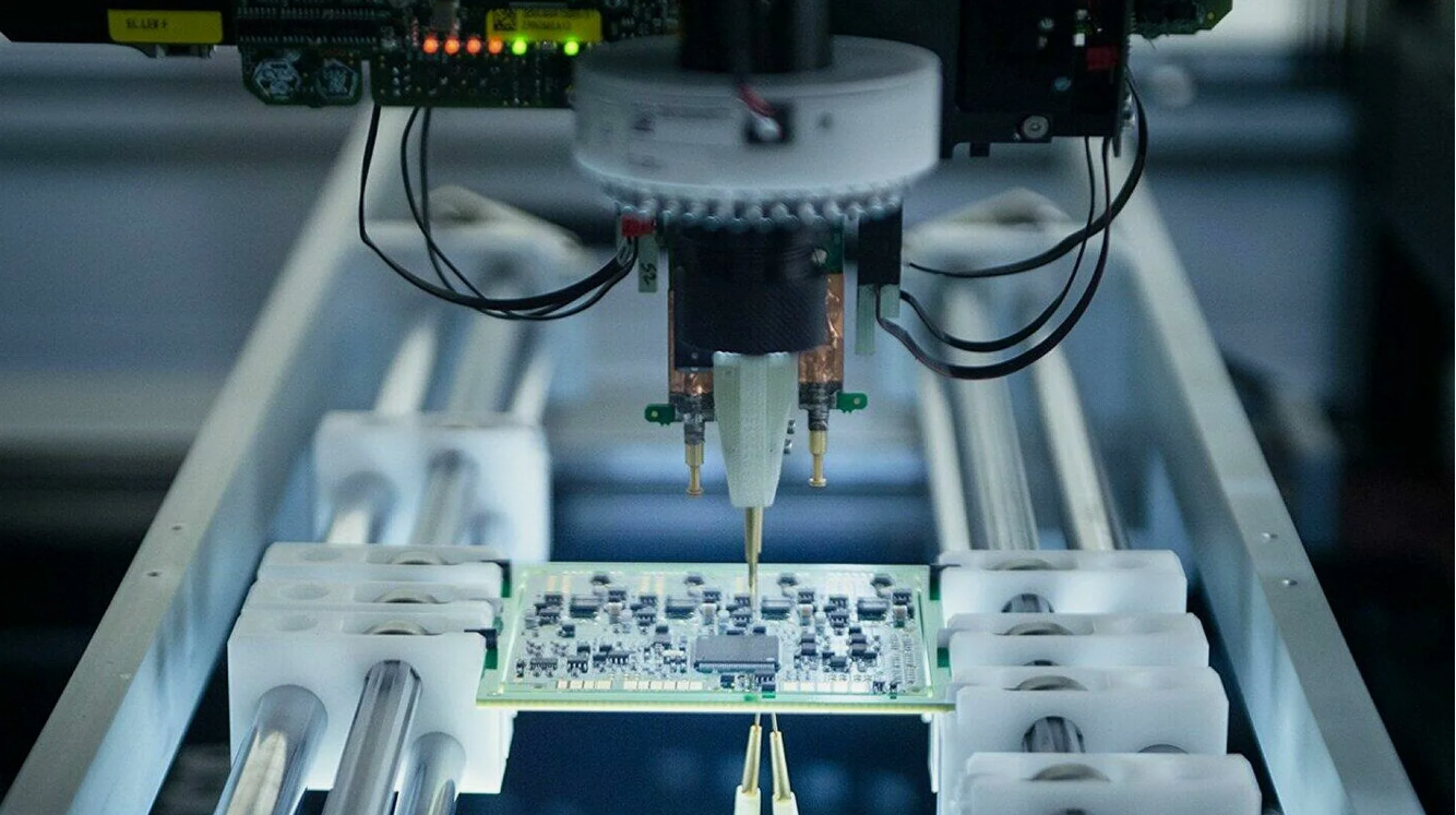 Технологическое лидерство как стратегический приоритет: как новые целевые показатели формируют будущее экономики России