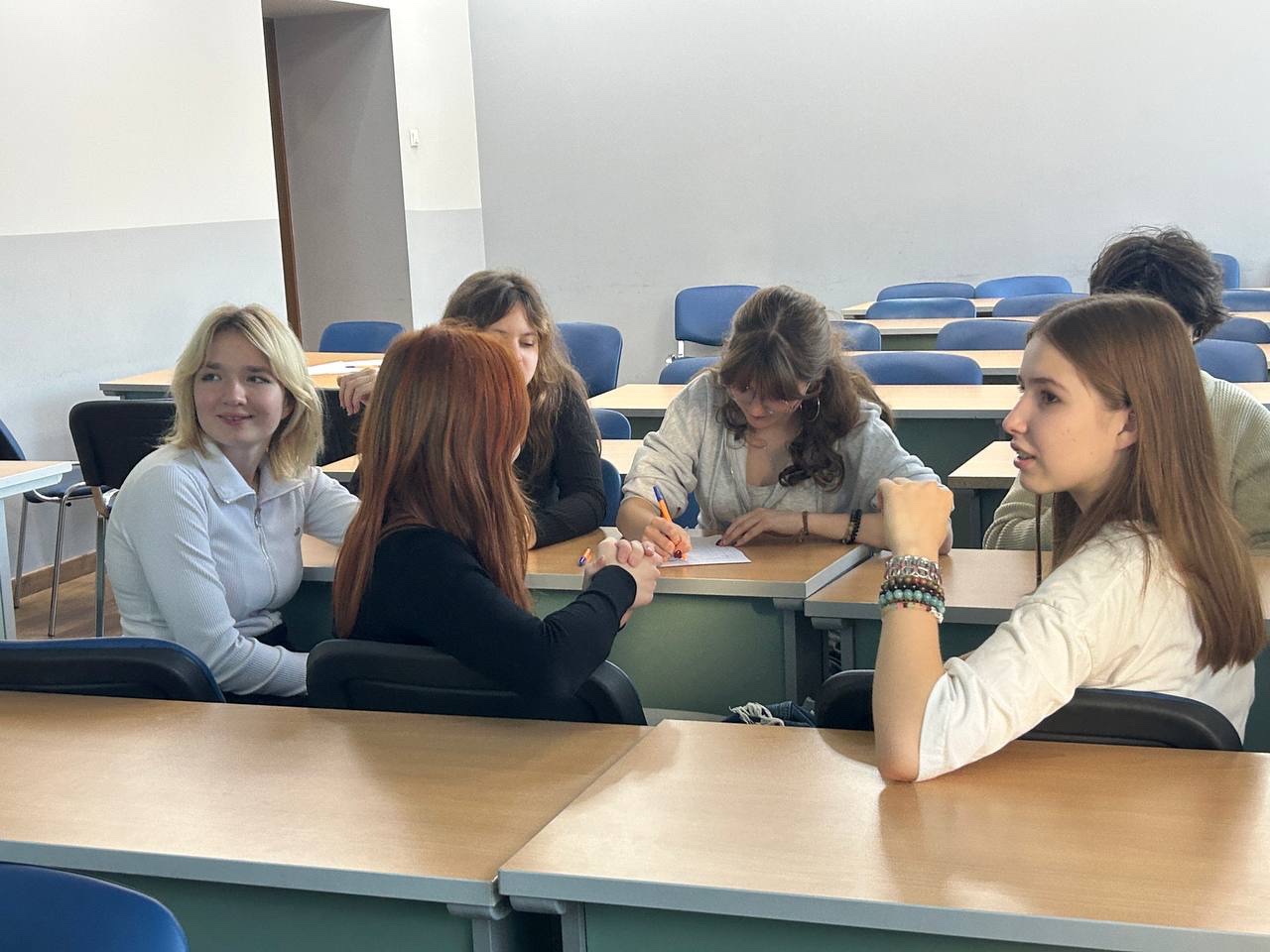 Старший преподаватель Кафедры гуманитарных наук провела встречу со школьниками