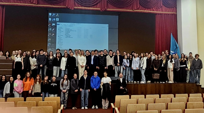 Делегация из Даляньского университета информатики NEUSOFT посетила Финансовый университет