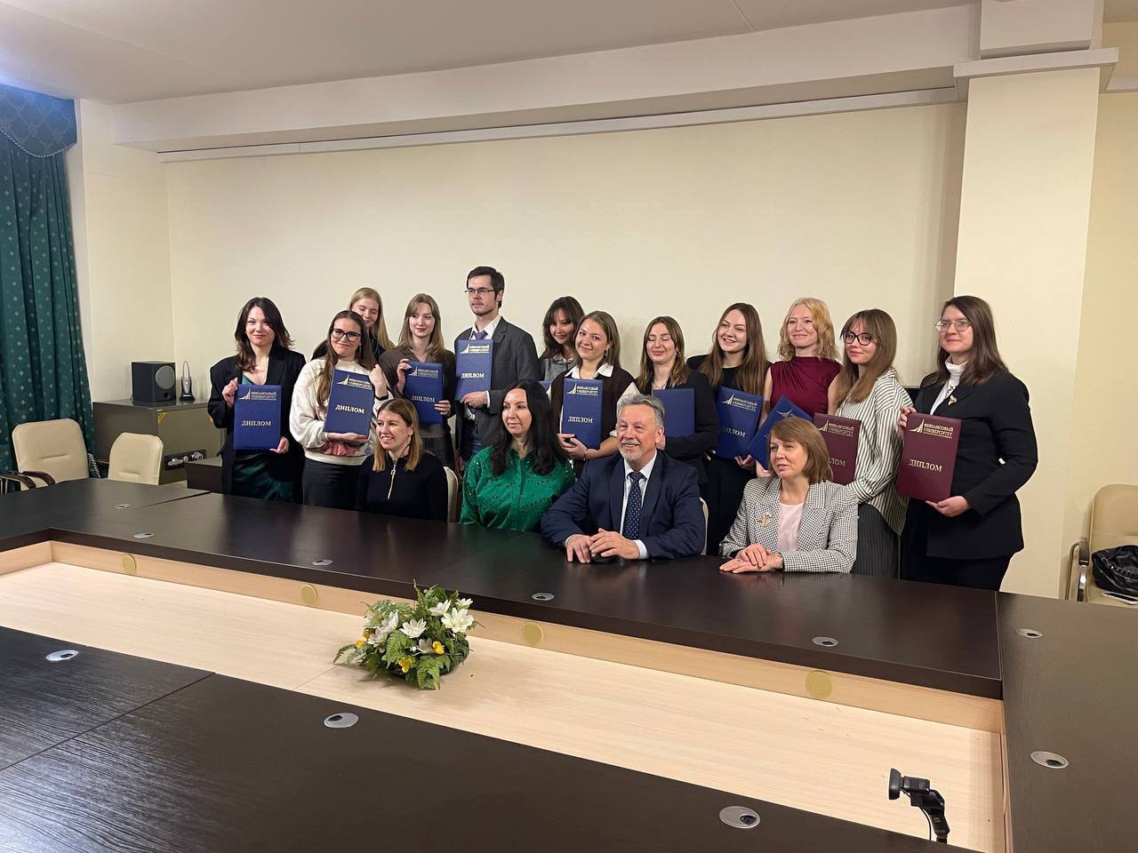 Церемония вручения дипломов выпускникам направления «Туризм»