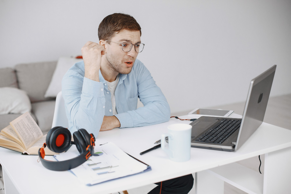 Что выгоднее в России сегодня стабильная работа или фриланс