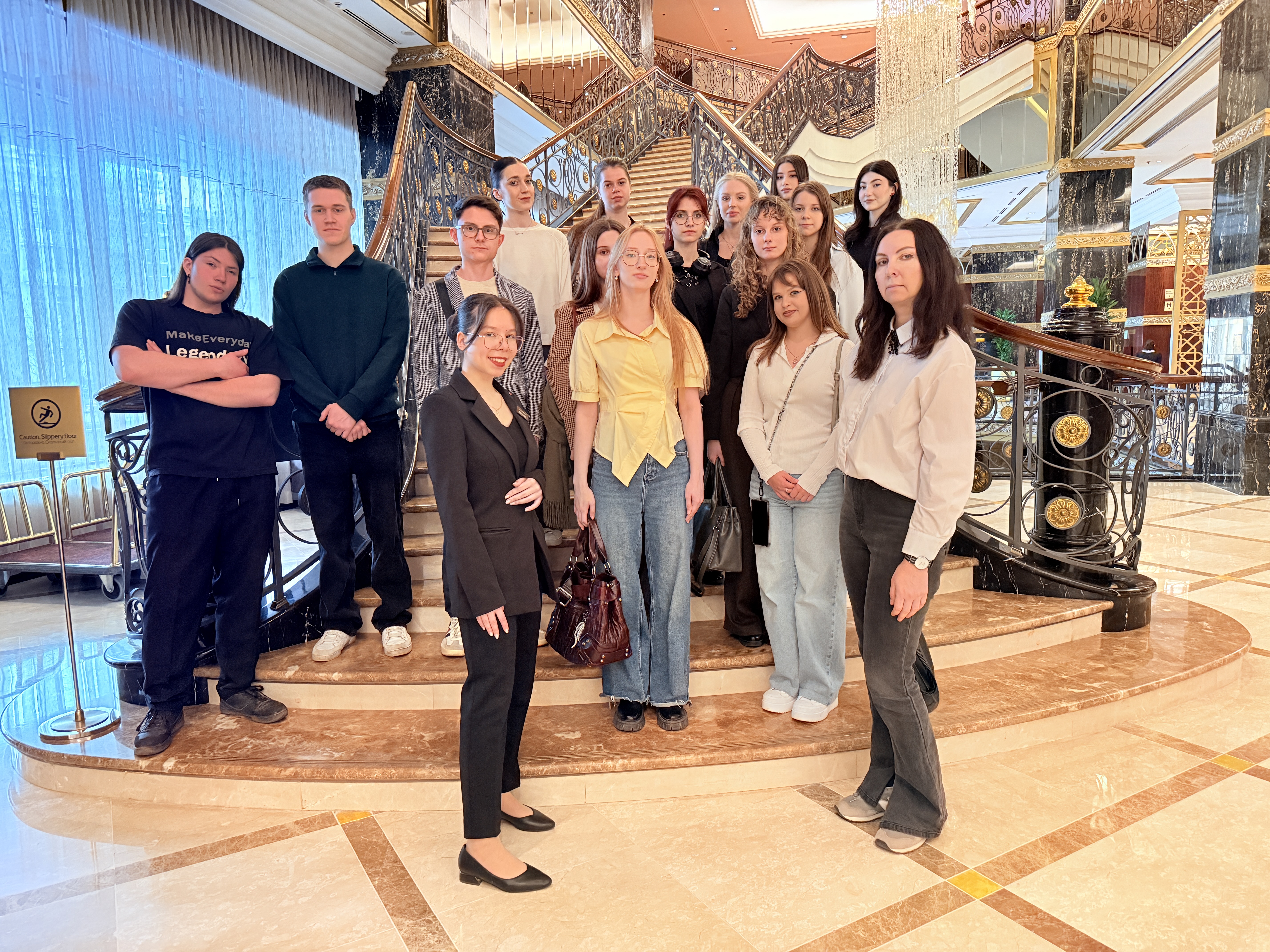 Экскурсия студентов в отель "ЛОТТЕ ОТЕЛЬ МОСКВА"