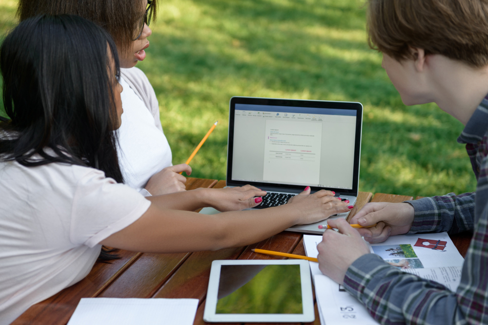 Критерии выбора и интеграции цифровых инструментов в образовательную экосистему: от изолированных решений к целостной среде