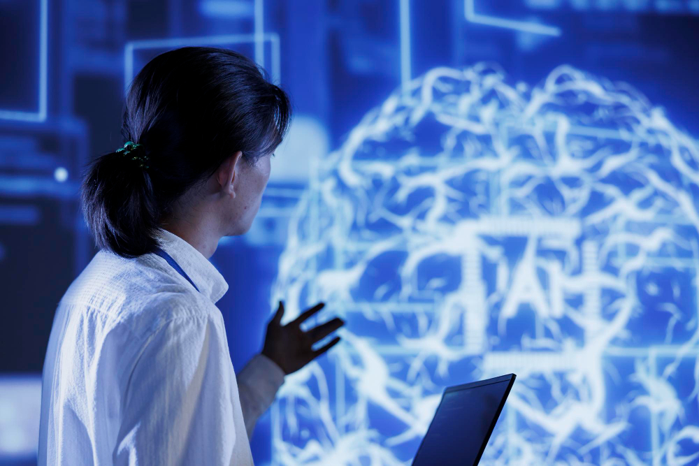 Феноменология разумных медиаэкосистем: от алгоритмической адаптации к цифровой субъектности 