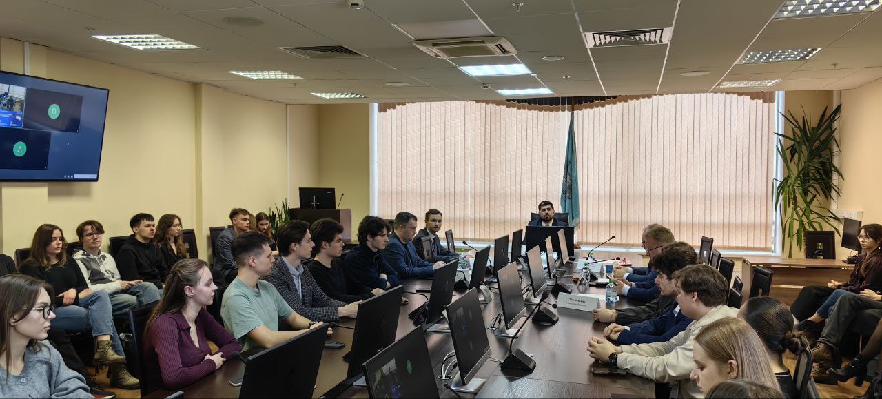 Состоялась экспертная сессия, посвященная военному конфликту на Ближнем Востоке