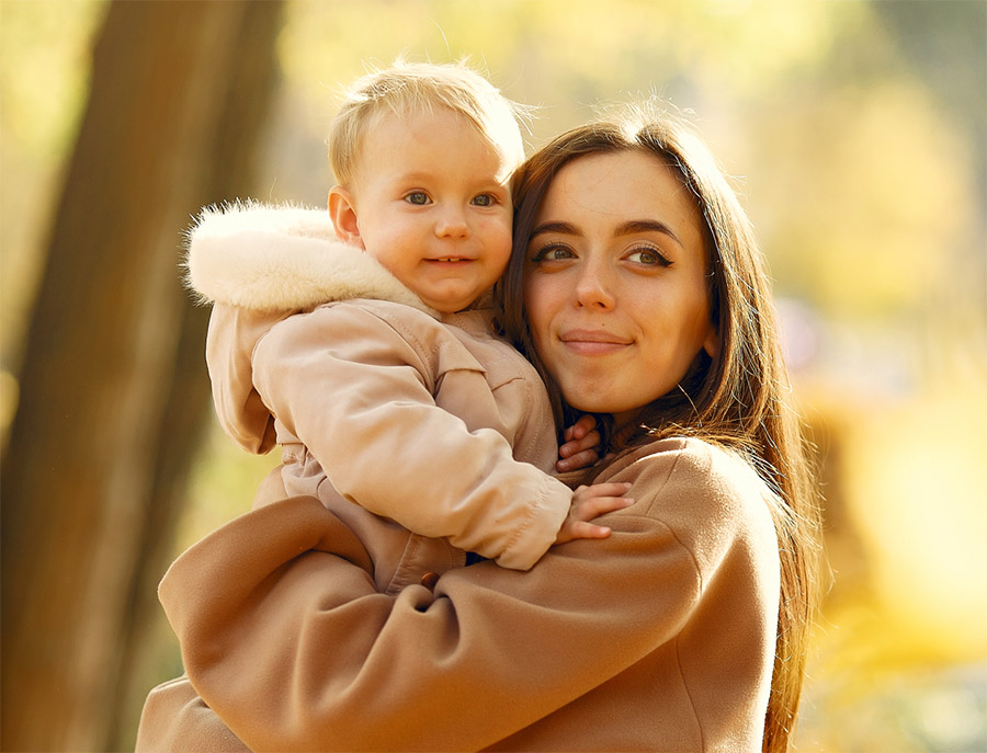 Поздравление с Днём матери!