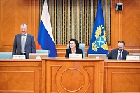 Выпускники магистерской программы «Прикладные технологии внешнего государственного аудита» получили дипломы в Счетной палате Российской Федерации