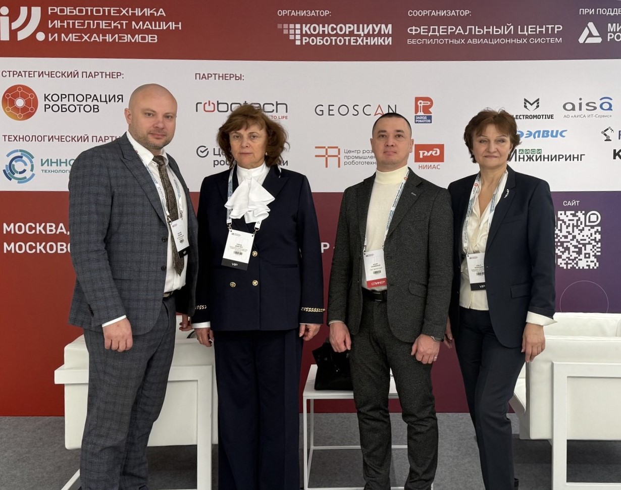 Кадровый дефицит в робототехнике: от точечного обучения к комплексным командам