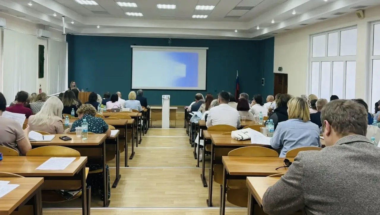 Встреча в Липецком филиале Финуниверситета: рассказываем о магистратуре и программах профессиональной переподготовки
